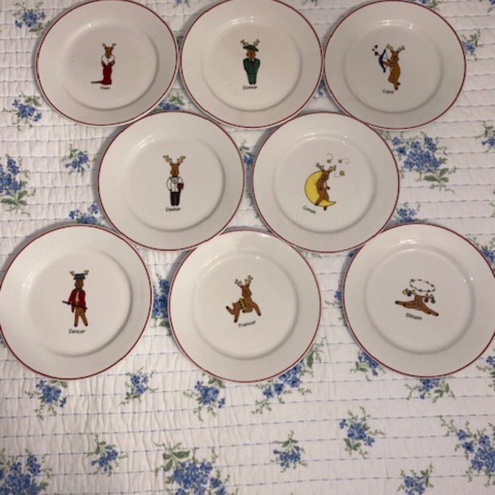 Christmas and Holiday Rainbow Mountain Set of Reindeer Plates Set of 8